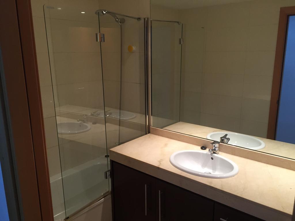 Apartamento Fira Barcelona L'Hospitalet de Llobregat Bagian luar foto